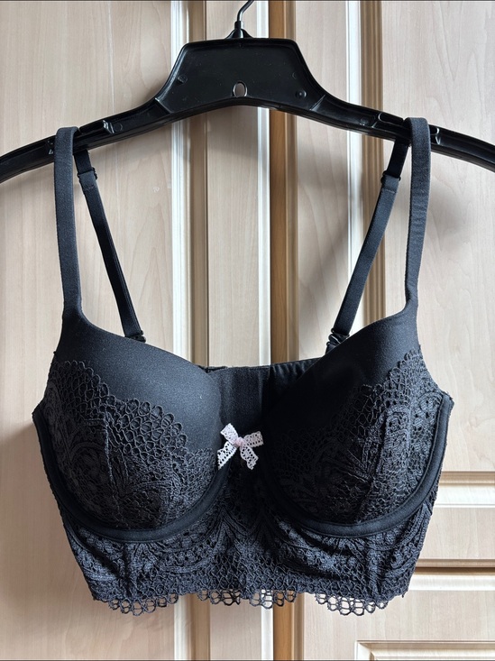 Victoria's Secret Other - Victoria's Secret Black Lined Demi Bra EUC 32DD